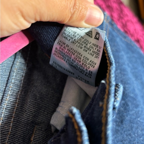 Rustler Mens Medium Wash Blue Denim Jeans Regular Fit Straight Leg Size 30X32 - Picture 4 of 9